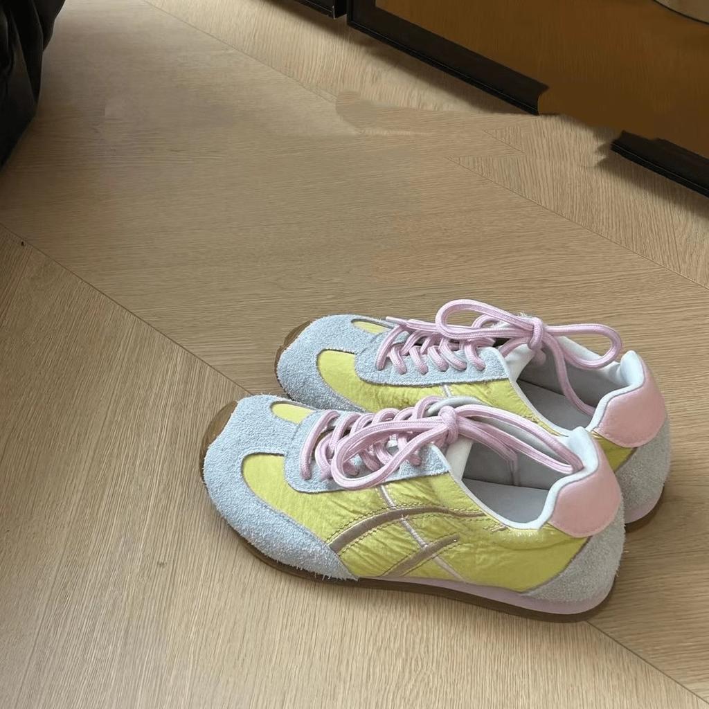 Macaron German training shoes women's spring 2025 new retro super fire versatile soft sole casual lace-up Forrest Gump shoes tide