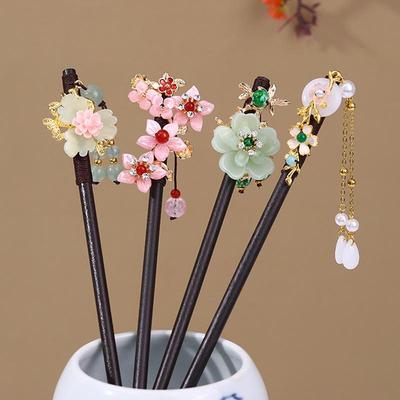 Vintage-inspirierte hölzerne Quaste Haarnadel für Frauen: Imitation Ebenholz Hanfu Kostümzubehör