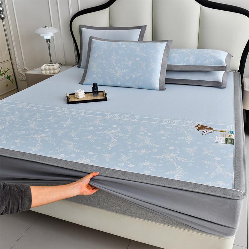 Summer Ice Silk Small Jacquard Mattress Three-piece Set Cool Ice Silk Mat Mattress Fully Enclosed Protective Cover Air Conditioner Mat Bedspread