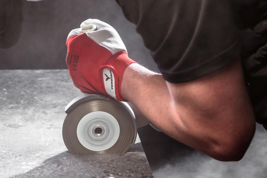 Cordless Angle Grinder 125mm Aku2Ah Vorstahl Case