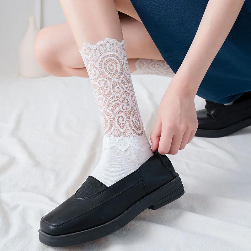 1 Pair of Sexy Long Socks Women's Lace Lace Lace White Pile Socks Mid Tube Summer Thin Style