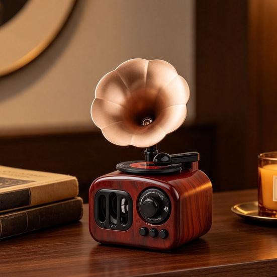 Vintage Gramophone Music Box Retro Mini Ornament, Wood Grain Phonograph Shaped Decorative Bar And Cafe Decor Box, Desktop Figurine for Shop