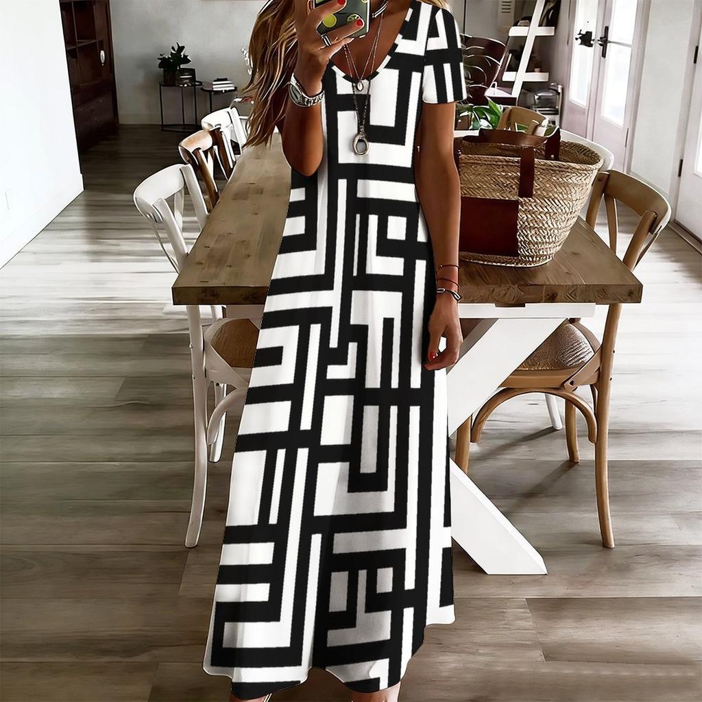 Women Plus Size V Neck Short Sleeve Black White Geometric Printed Straight Long Dress