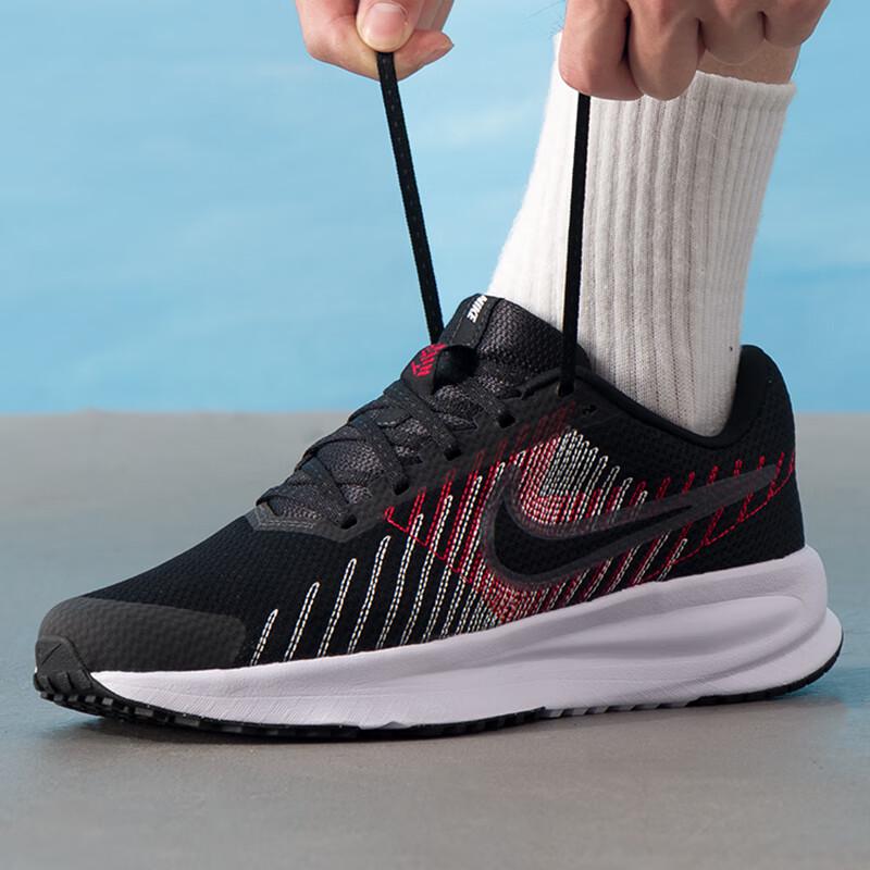 Nike Men s HM9594-001 All-Season Running Shoes M10.5