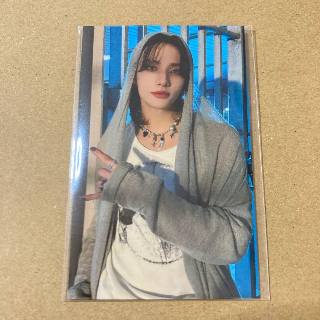 [Б/У] Stray Kids (HOP) HMV Бонусная Лотерея Фотокарточка A: Хёнджин