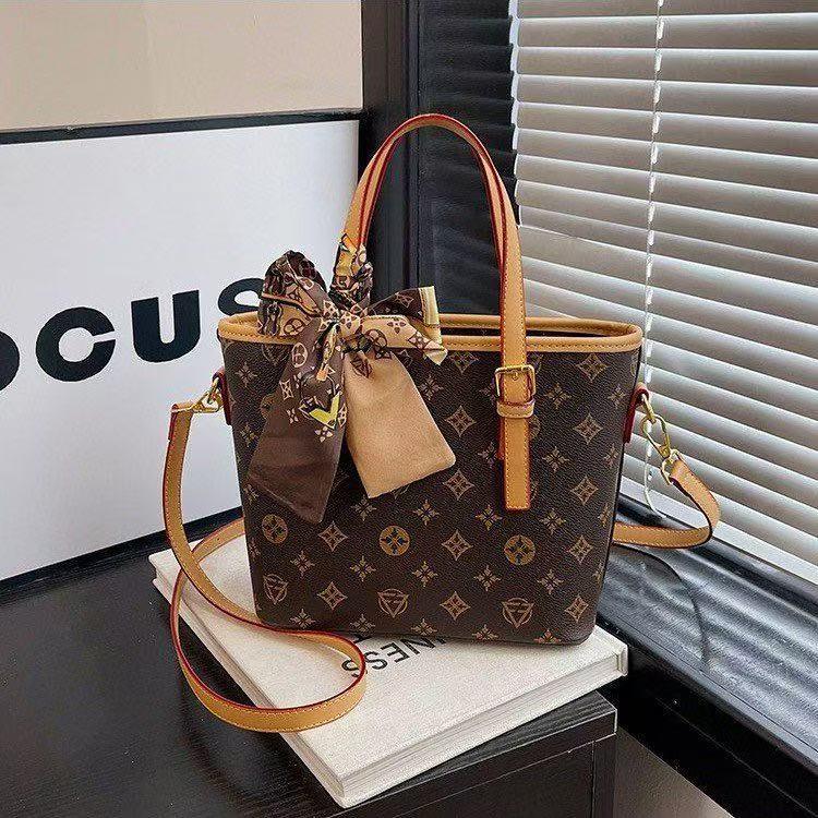 2025 Popular Women's Luxury Commuter Bag: Stylish Handbag and Crossbody for Ladies