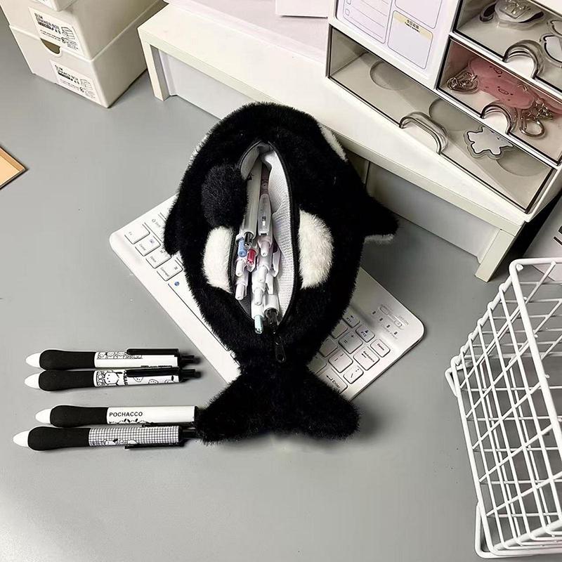 Dessin Animé Peluche Orque Épée Sac à Stylo Grande Capacité Sac à Papeterie Cadeau Étudiant Pour École Bureau Trousse à Crayon Amusante