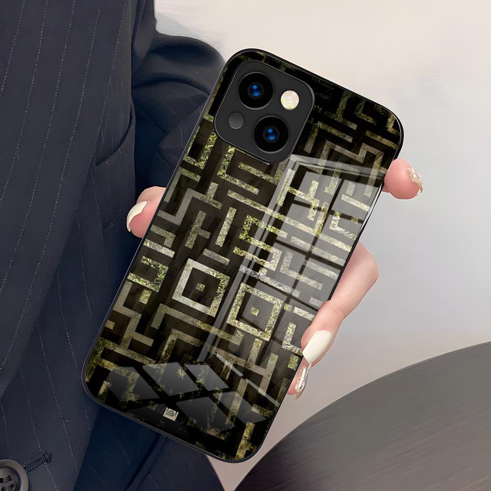 Movie The Maze Runner Phone Case For IPhone 17 Pro Max 15 Pro 16 14 Plus 12 13 Mini 11 Pro Shockproof Glass Cover