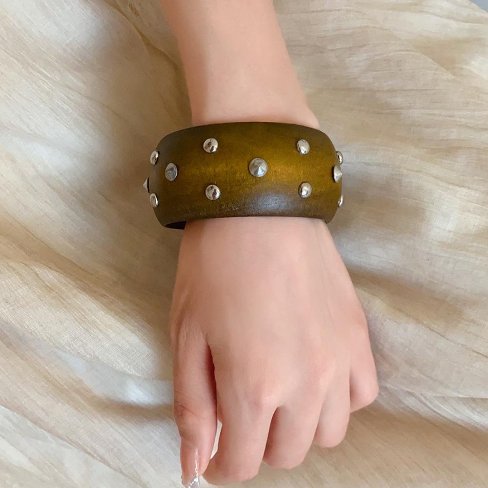 Chinese Style Round Bracelet Punk Rivets Bangle Simple Wooden Bracelet  Women