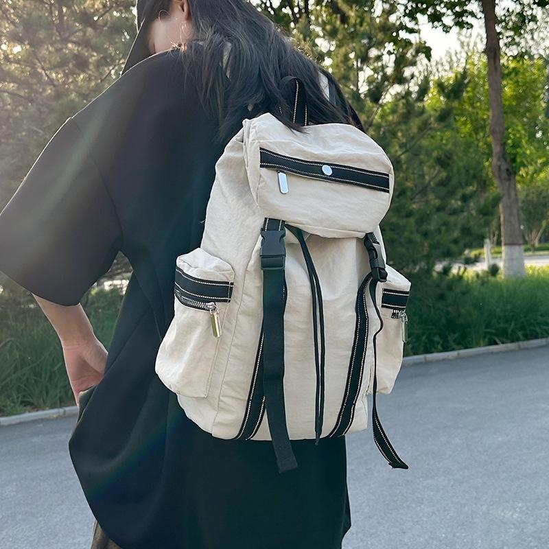 Casual Backpack New Lightweight High-value Bag for College Students and Men's Travel Outdoor Backpack