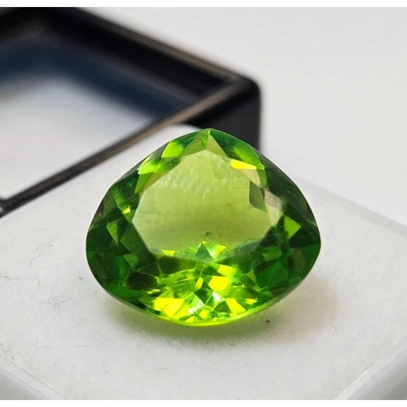 Peridot Green Natural 10+ Ct Pear Cut Fabulous Certified Loose Gemstone