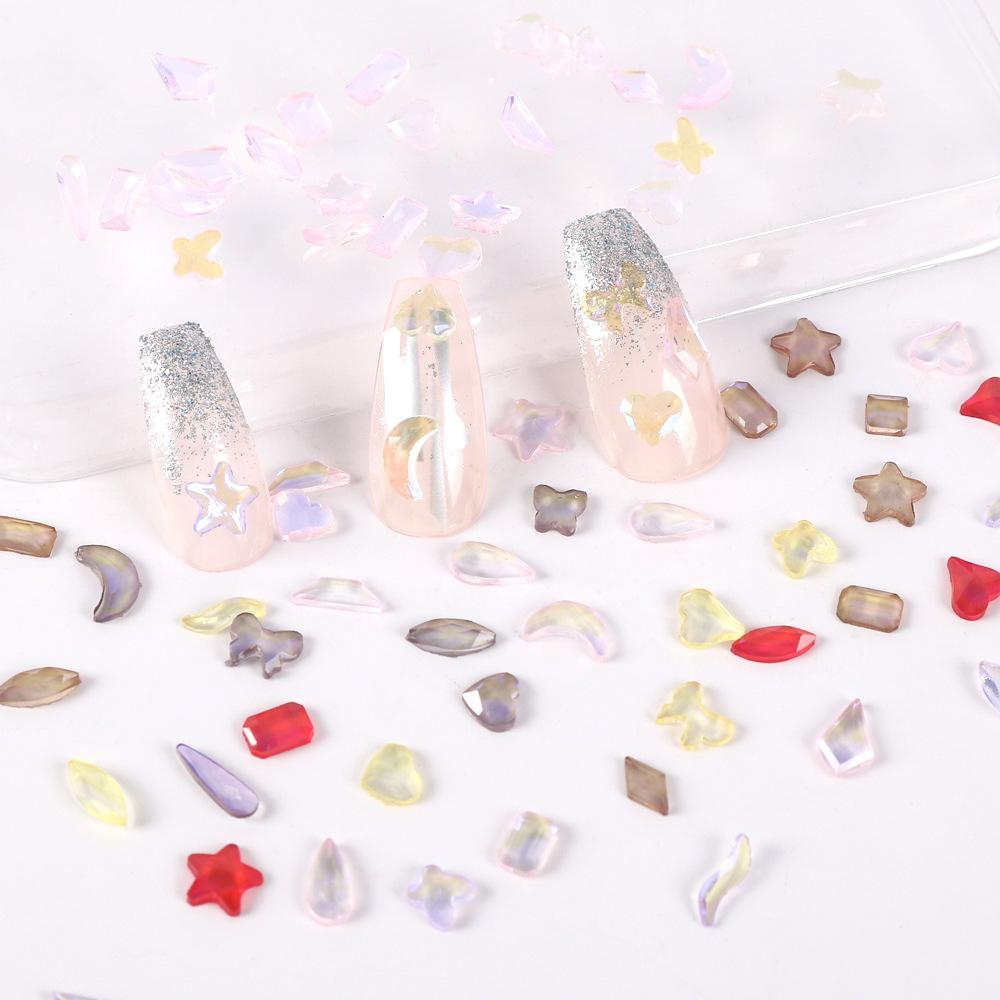 Warm Elf, The Same Mixed Aurora Transparent Special-Shaped Diamond, Nail Art Jewelry, Nail Art Flat Bottom Diamond, Glass Rhinestone.