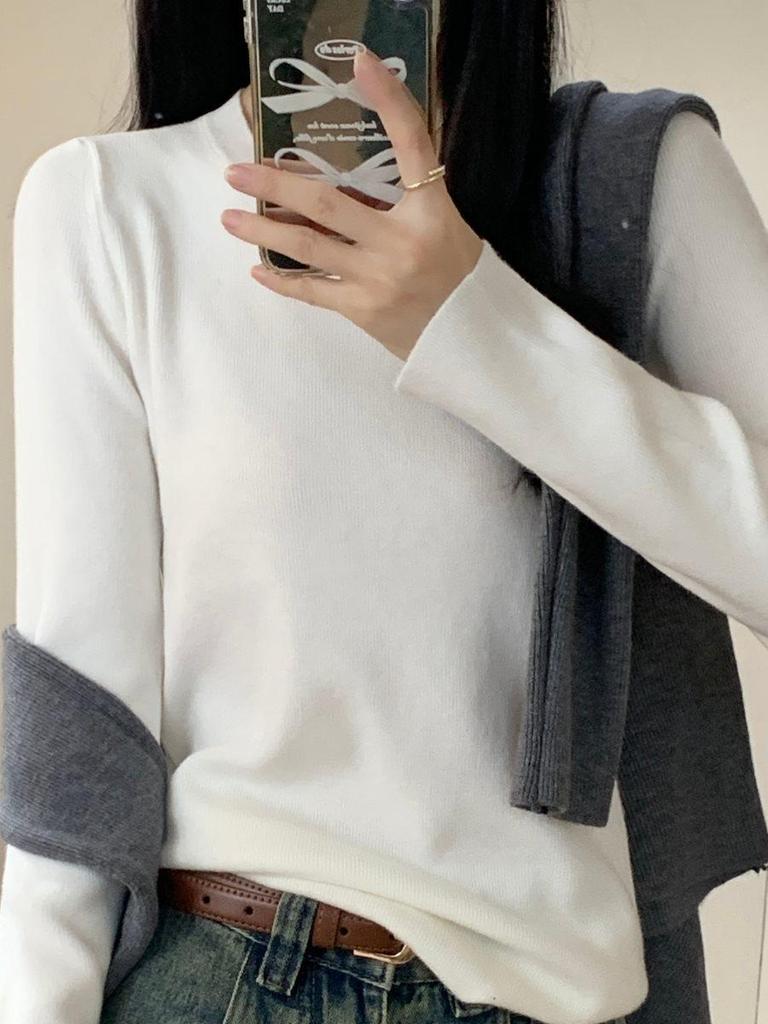 2025 Light Blue Chic Korean Slim-Fit Round Neck Sweater - Spring Age-Reducing Knitted Base Layer