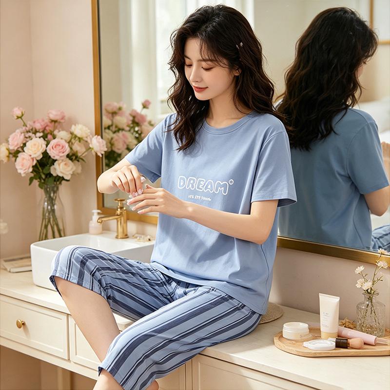 Summer pajamas women's Korean simple style round neck short-sleeved cropped pants three-piece women's comfortable cotton loungewear