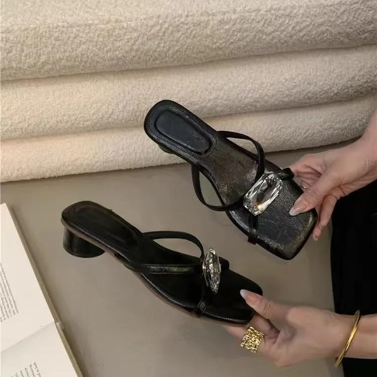 

Модные женские сандалии Модные роскошные сандалии с квадратным носком и бриллиантами, с открытым носком, шлепанцы для улицы, на высоком каблуке, Zapatillas De Mujer 35 чёрный