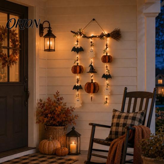 Decorazione Spettrale per Camera da Letto di Halloween Scopa di Strega in Legno da Appendere alla Parete con Luci LED, Zucca Fantasma Decorazione Rustica per la Casa Pipistrello, Ornamento per Porta Autunnale