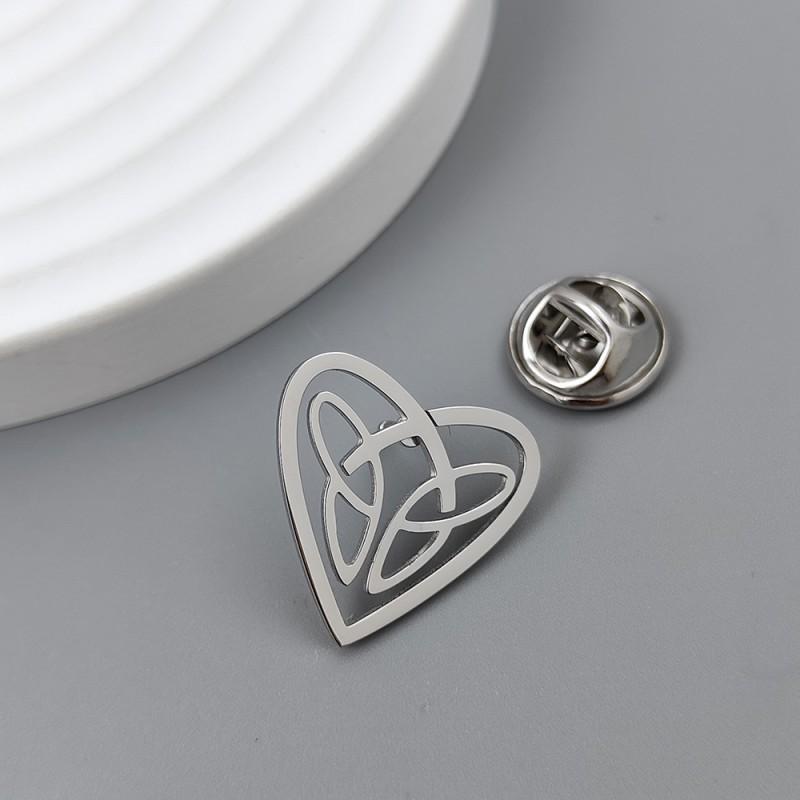 Love Inlaid Butterfly Wings Brooch Cufflinks Light Luxury Niche Hollow Three-dimensional Clothing Accessories 14k