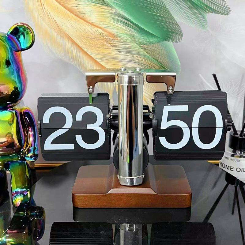 European Retro Flip Clock: Simple Desktop & Wall Design