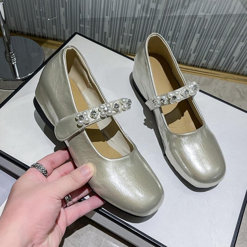 Fashion Pearl One-word Strap Soft Sole Inside Heightening Single Shoes New Round Toe Shallow Mouth Non-slip Low Top Shoes for Autumn