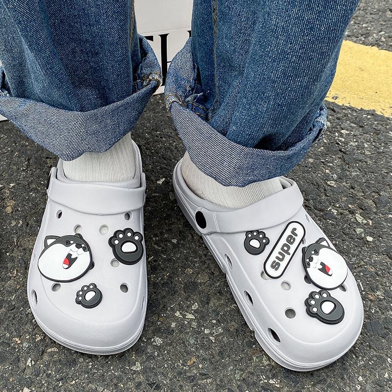 New cartoon hole shoes female nurse doctor surgery shoes two wear cool slippers non-slip bag head beach shoes