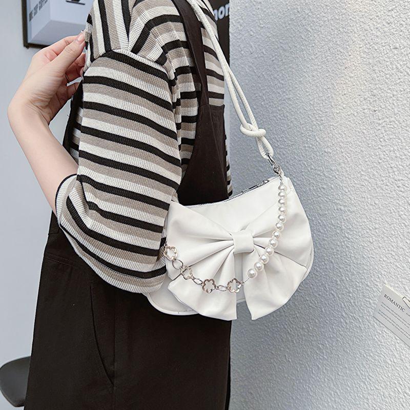 2024 Summer Women's Versatile Western-Style Shoulder Bag - Small, Textured, Trendy, Influencer-Approved.