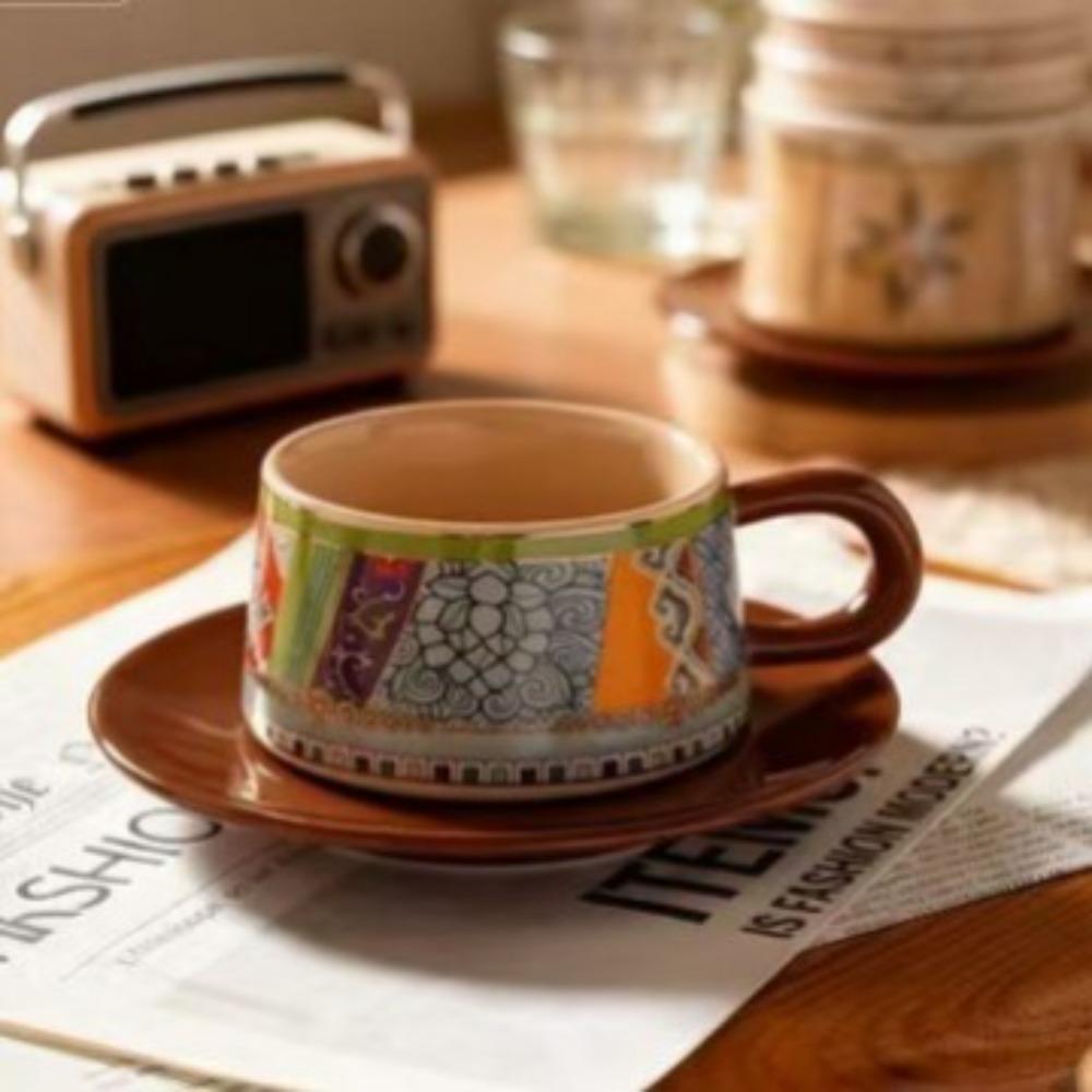 

Французский кофейный сервиз, изысканная чашка для послеобеденного чая высокого класса, чашка для завтрака, высокоценный ретро керамический набор чашки и блюдца. 220