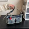 Modische Unterarmtasche Neue Retro Alte Jeanstasche Kleine Mädchen Baguette-Tasche Pendler-Schultertasche