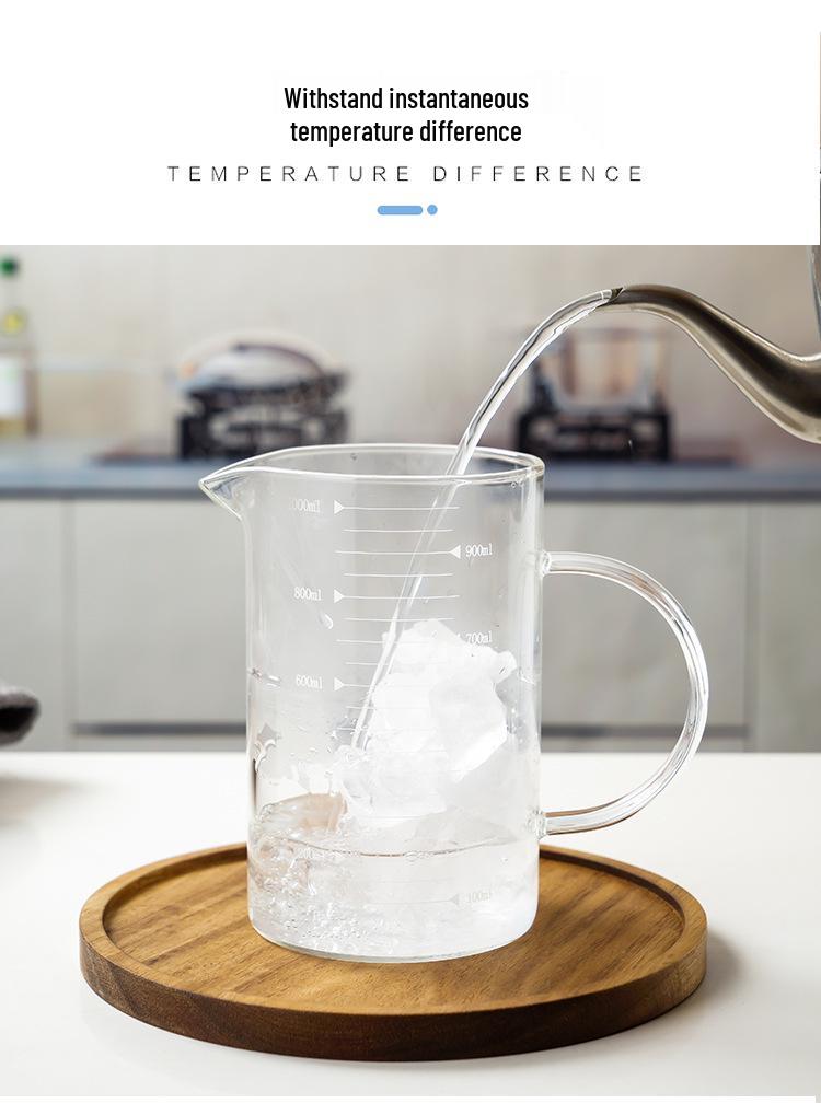 Heat-Resistant Borosilicate Glass Measuring Cup with Scale