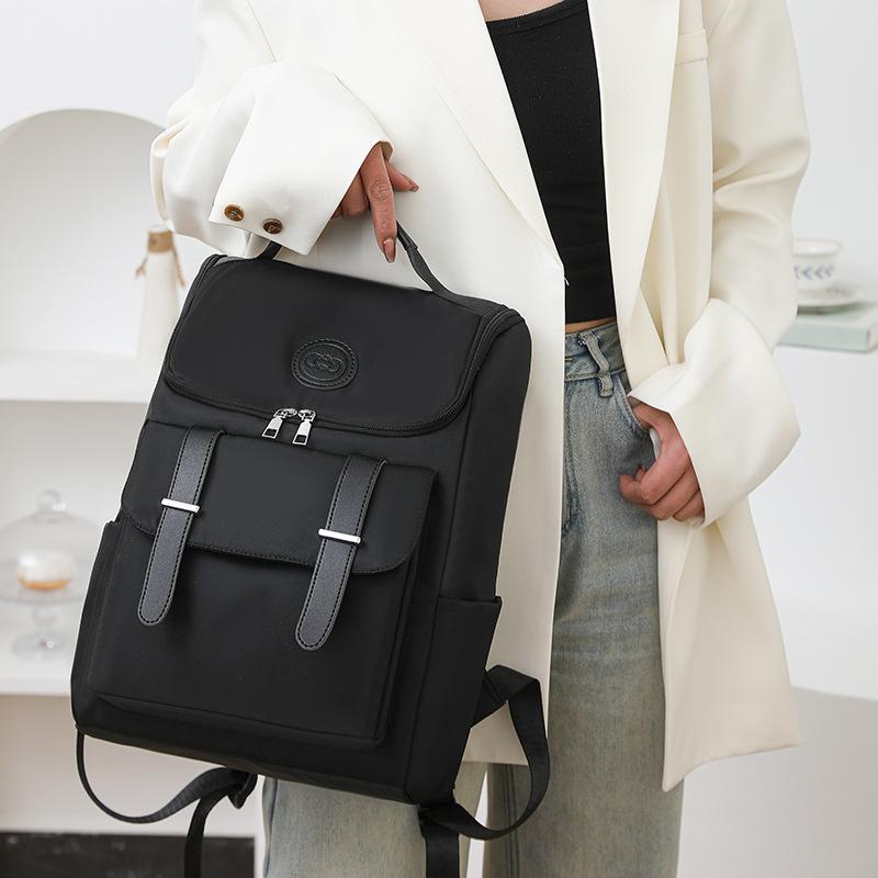 A Large-capacity Anti-theft Sports Backpack for Women, A High-end Feel for Commuting and Travel