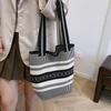 Fashionable Large Capacity Tote Bag For Women Summer Commuter Bucket Design
