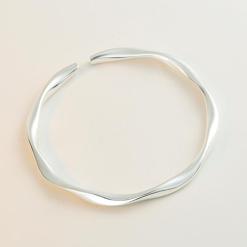 Zuyin S999 Mobius Bracelet, Minimalist, Light Luxury, Versatile, Non Conforming Design, Open End Pure Silver Bracelet for Women