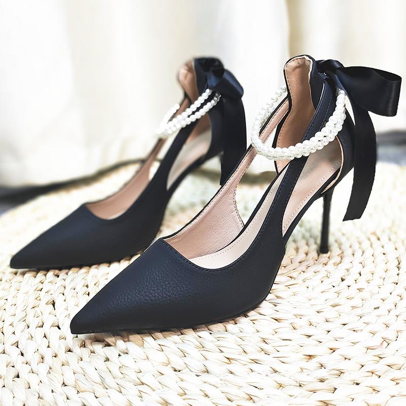 

Элегантные женские белые туфли-лодочки с ремешком на щиколотке и жемчугом для свадьбы, женские шелковые туфли с бантом сзади и высоким каблуком-шпилькой, весна 2024 г. 37