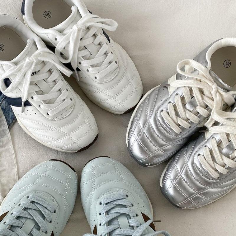 Autumn Retro Women's New Soft-soled Versatile Little White Shoes Student Leisure Sports Low-top Board Shoes