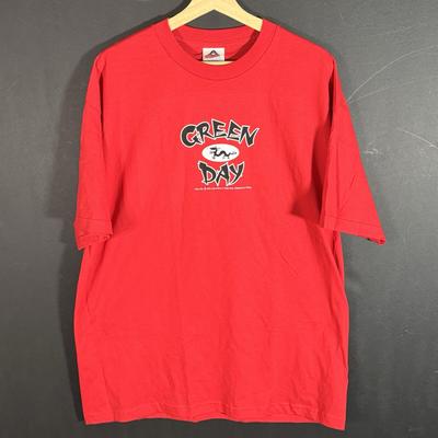 Vintage 2003 Green Day Dragon Graphic T-shirt Size XL
