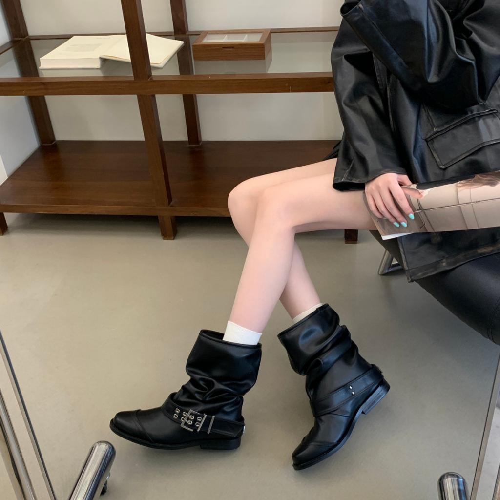 New short boots simple and versatile temperament boots women's locomotive boots retro wind stacked belt buckle knight boots pleated