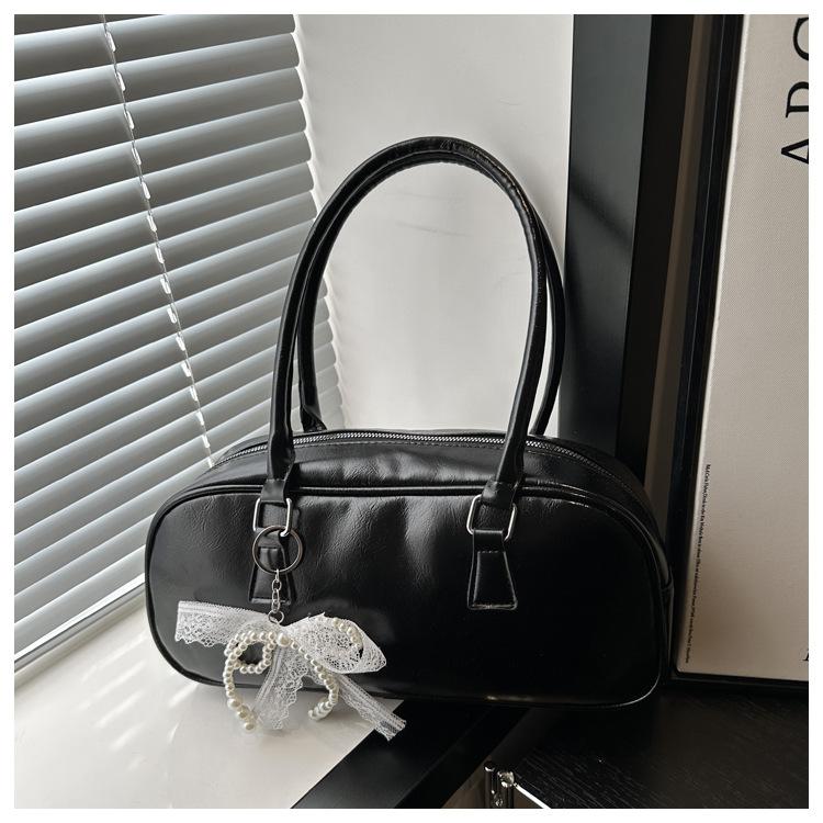 Korean Version Niche Retro Popular Portable Boston Bag Women 2025 New Fashion Versatile Simple Shoulder Armpit Bag