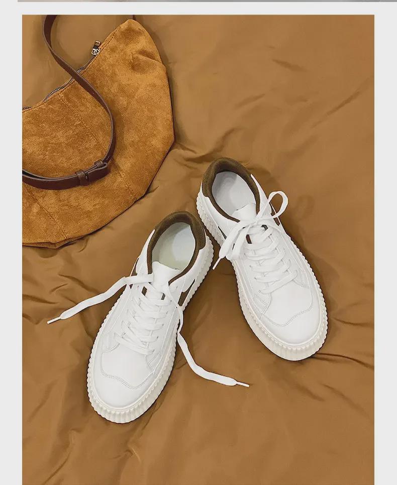 2025 Ulzzang White Sneakers: Thick-Soled, Casual Hong Kong & Harajuku Style Sports Shoes for Men
