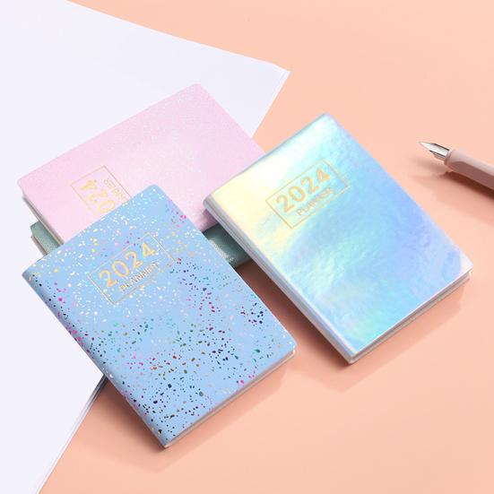 A7 2024 englischer Planer, Kunstleder, Hardcover, 120 Seiten, tintenfestes Papier, Mini-Tagebuch, Milchtaschen-Notizbuch, Studentenbedarf