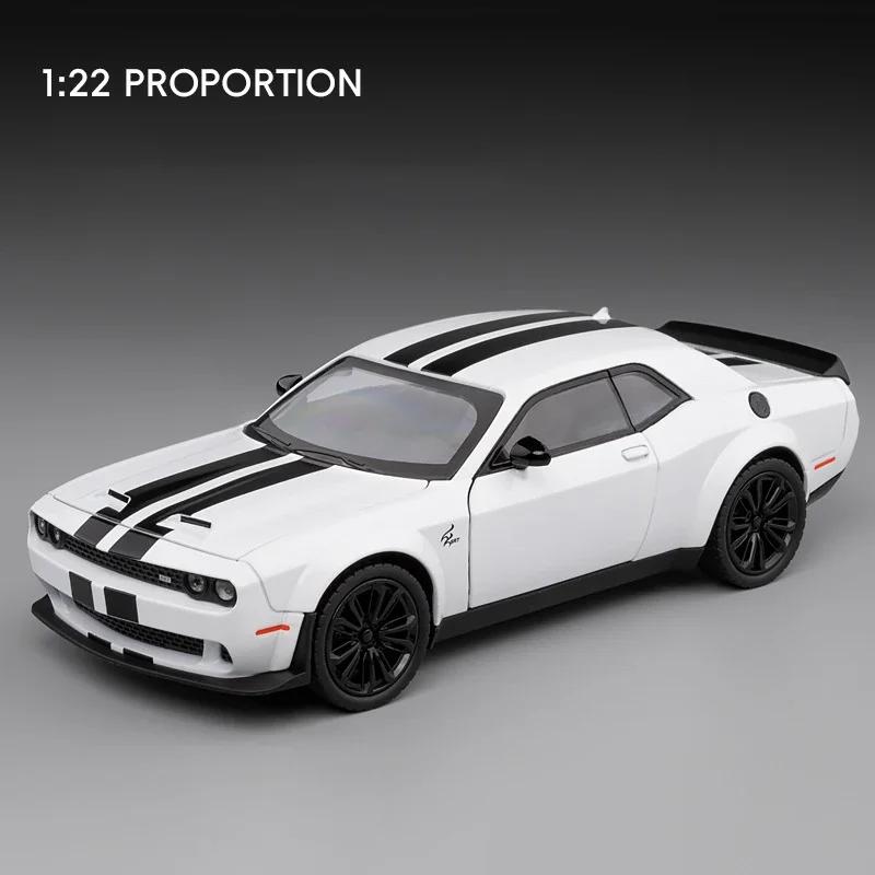 1:24 Dodge Challenger SRT Hellcat Alloy Car Model Diecasts Metal Sports Car Vehicles Model Simulation Sound Light Kids Toys Gift