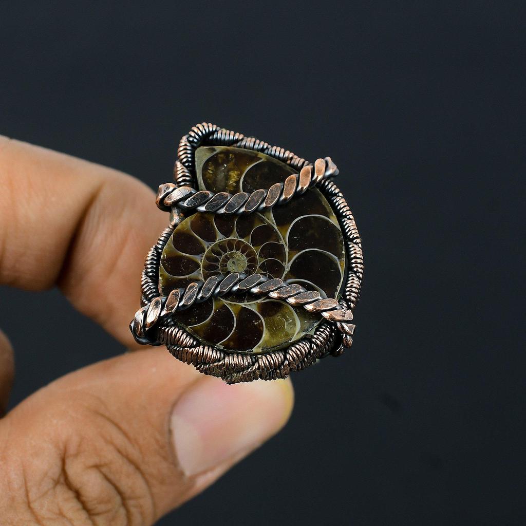 Skamieniałość Amonitu Kamień Szlachetny Owinięty Miedzianym Drutem Ręcznie Robiona Biżuteria Pierścionek Dla Niej