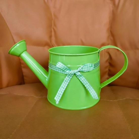 1L Mini-Gießkanne mit Schleifenverzierung Vintage Ergonomischer Griff Robuster Metall-Innen-Außen-Gartenpflanzen Blumen-Gießkanne