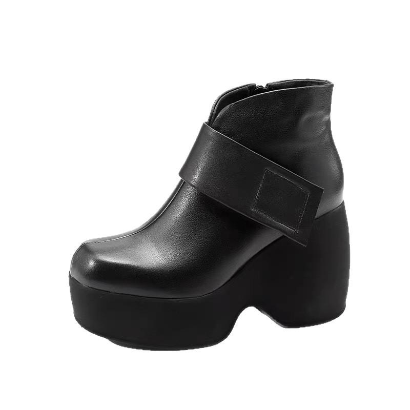 Boots Women 2025 New Soft Leather Wedge Heel Round Head Fashion Boots Small Men Grow Tall and Skinny Fashion Short Boots Naked Boots Tide