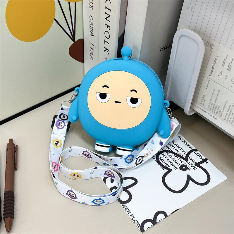 Cartoon Egg Boy Silicone Bag 2025 New Versatile Children's Messenger Change Bag Cute Girl Storage Mobile Phone Bag