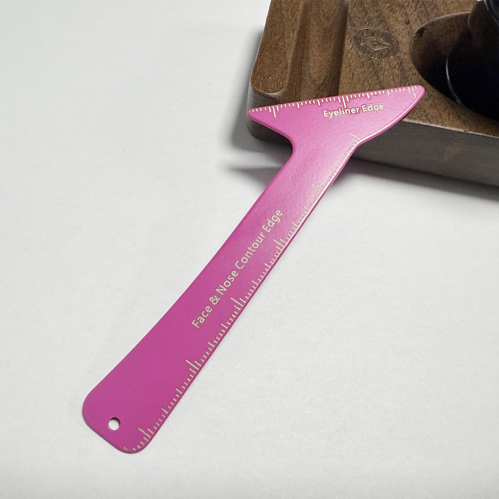 

Многоразовые трафареты для подводки глаз — инструмент 3 в 1 для создания стрелок, бровей, контура и губ. Идеально подходит для начинающих техник. Доступно 4 цвета.