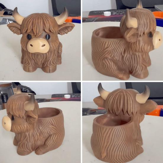 Highland Cow Pen Holder, Multifunctional Desk Organizer for Pens Makeup Brushes, Resin Cute Animal Small Storage Jar Decor for Home Office