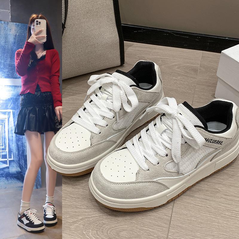 Versatile casual little white shoes women's 2025 autumn new Korean version of simple and fashionable thick-soled low-top imitation leather panel shoes