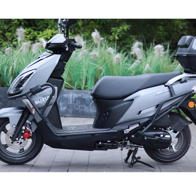 Leichtmotorrad Suzuki UY125 Schutz-Kollisionsschutzstangen - Vorder- und Hinterradstoßstangen aus Kohlenstoffstahl