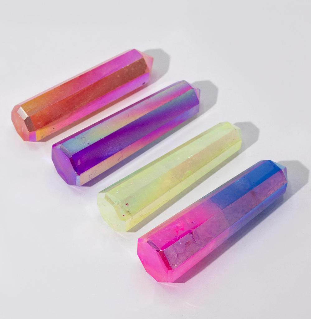 Gemstone Obelisk Point 9cm – Aurura Crystal Quartz – Pale Green