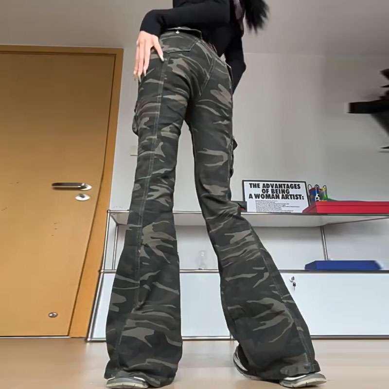 Women's High-Waisted Camo Flare Jeans - Retro Bell Bottoms for Spring & Autumn