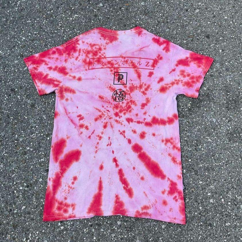 [USED] Extremely rare 90s vintage Dragon Ball Z anime T-shirt with tie-dye print featuring Son Goku